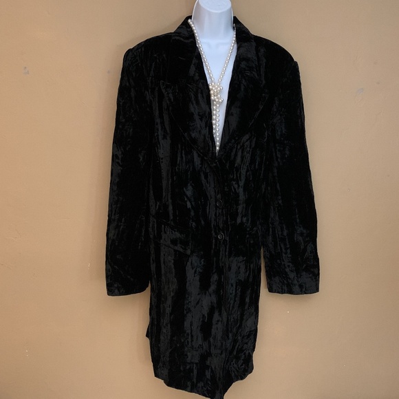 Black Crushed Velvet Trench Coat Large Gently worn Made by Working Classics - Picture 2 of 5